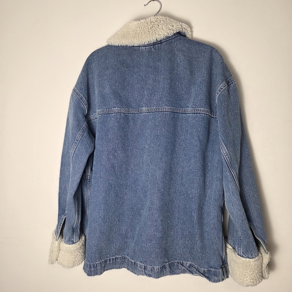 H&M Blue Denim Jacket with Cream Sherpa - Picture 7 of 9